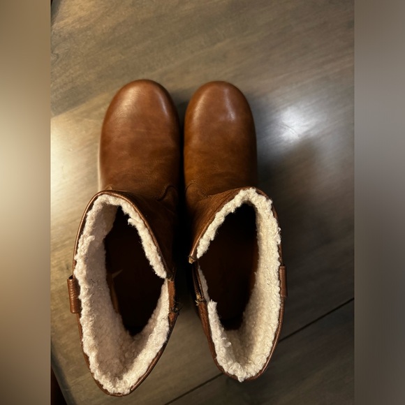 Universal Thread Ankle Boots - Picture 3 of 5